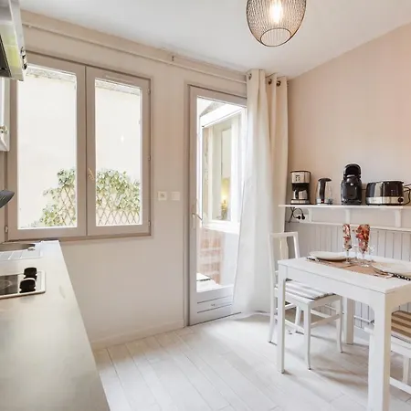 Le Bailly Apartment *